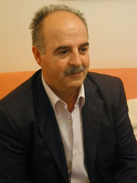 ... Prizren, Vıçıtırın ve Mamuşa Şubeleri toplantısı sonrasında düzenlenen basın toplantısında Kosovaport Editörü Ercan Kasap&#39;a Mamuşa Belediye Başkanı Arif ... - P10100031